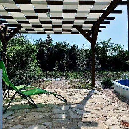 Rosemary Villa *
